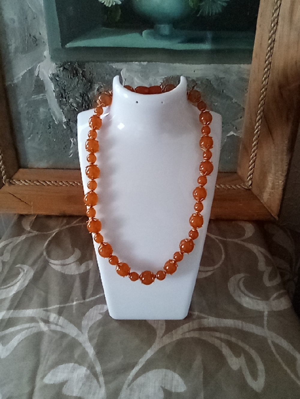 Elegant Orange Beaded Necklace - Women Jewelry Vintage